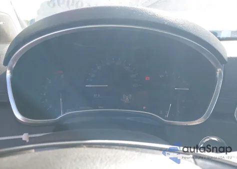 2013 Cadillac Srx Luxury Collection z USA, uszkodzony, nr VIN 3GYFNCE34DS633755